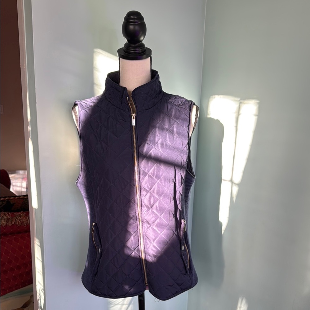 Navy Miami Vest. Size M. Excellent Condition